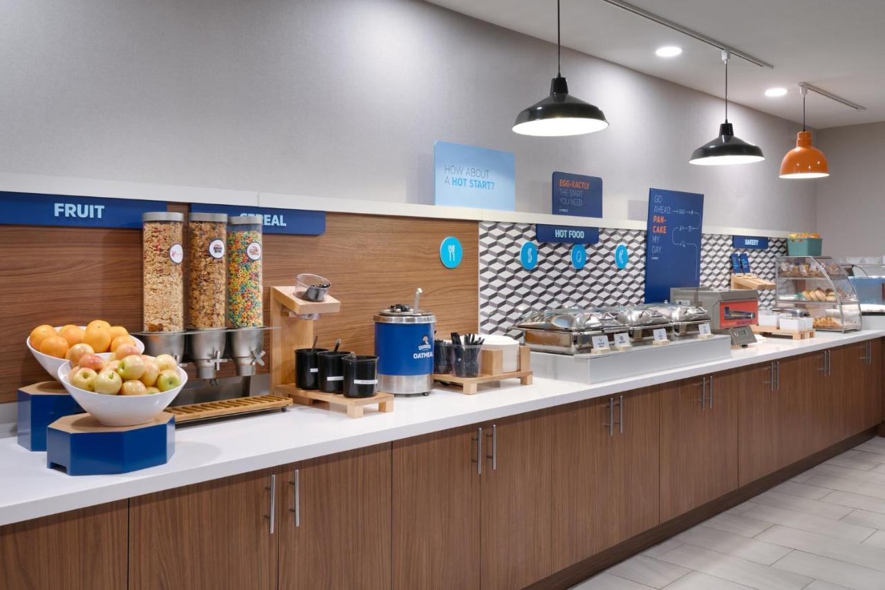 Holiday Inn Express And Suites Helena By Ihg Экстерьер фото