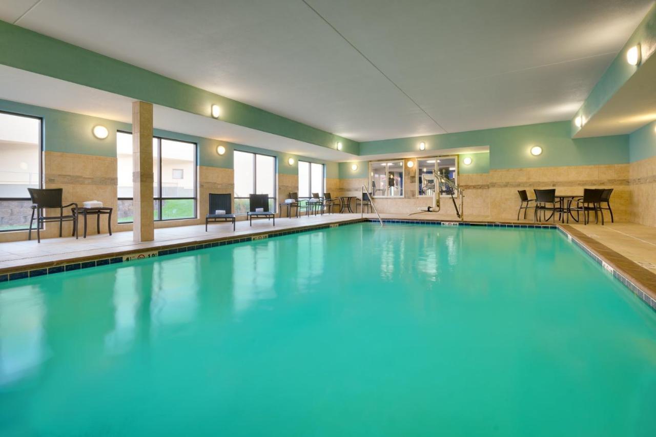 Holiday Inn Express And Suites Helena By Ihg Экстерьер фото