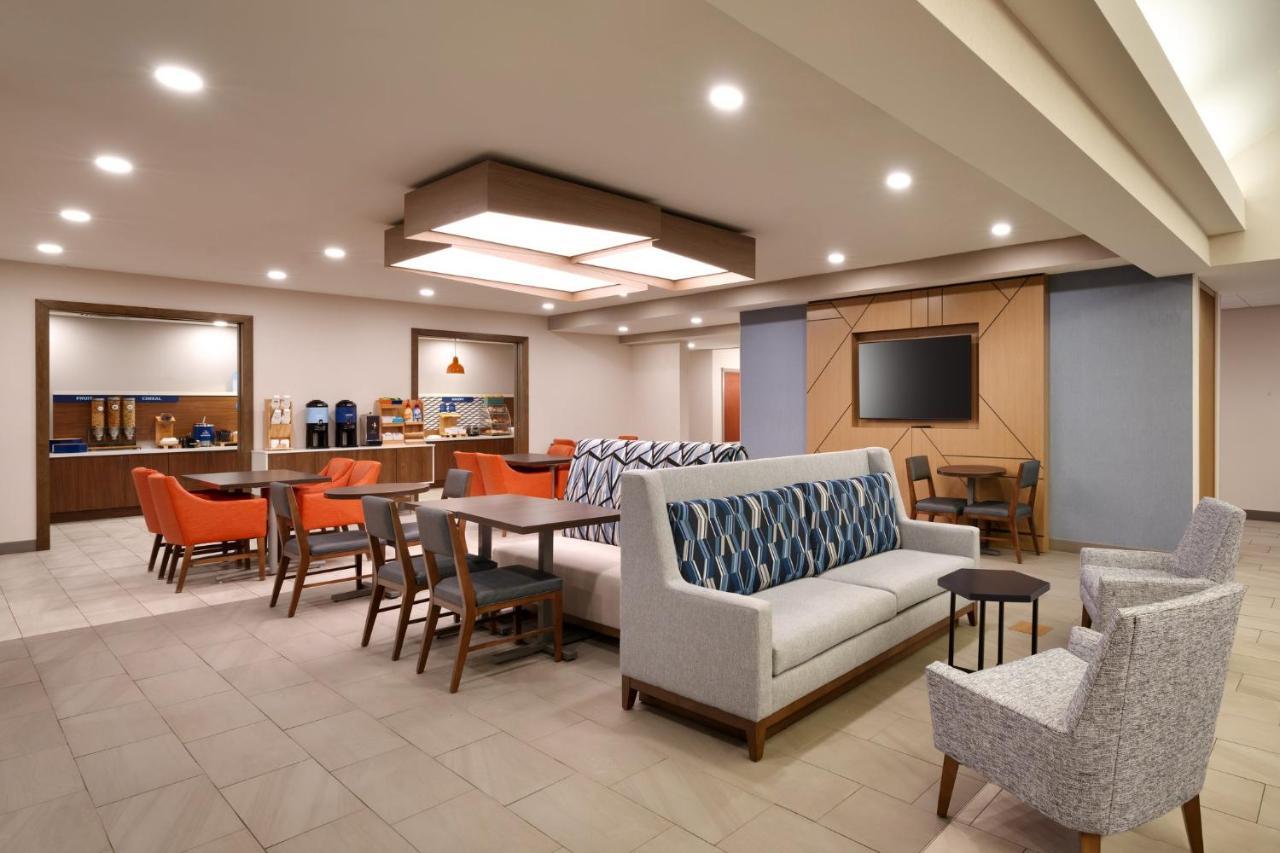 Holiday Inn Express And Suites Helena By Ihg Экстерьер фото