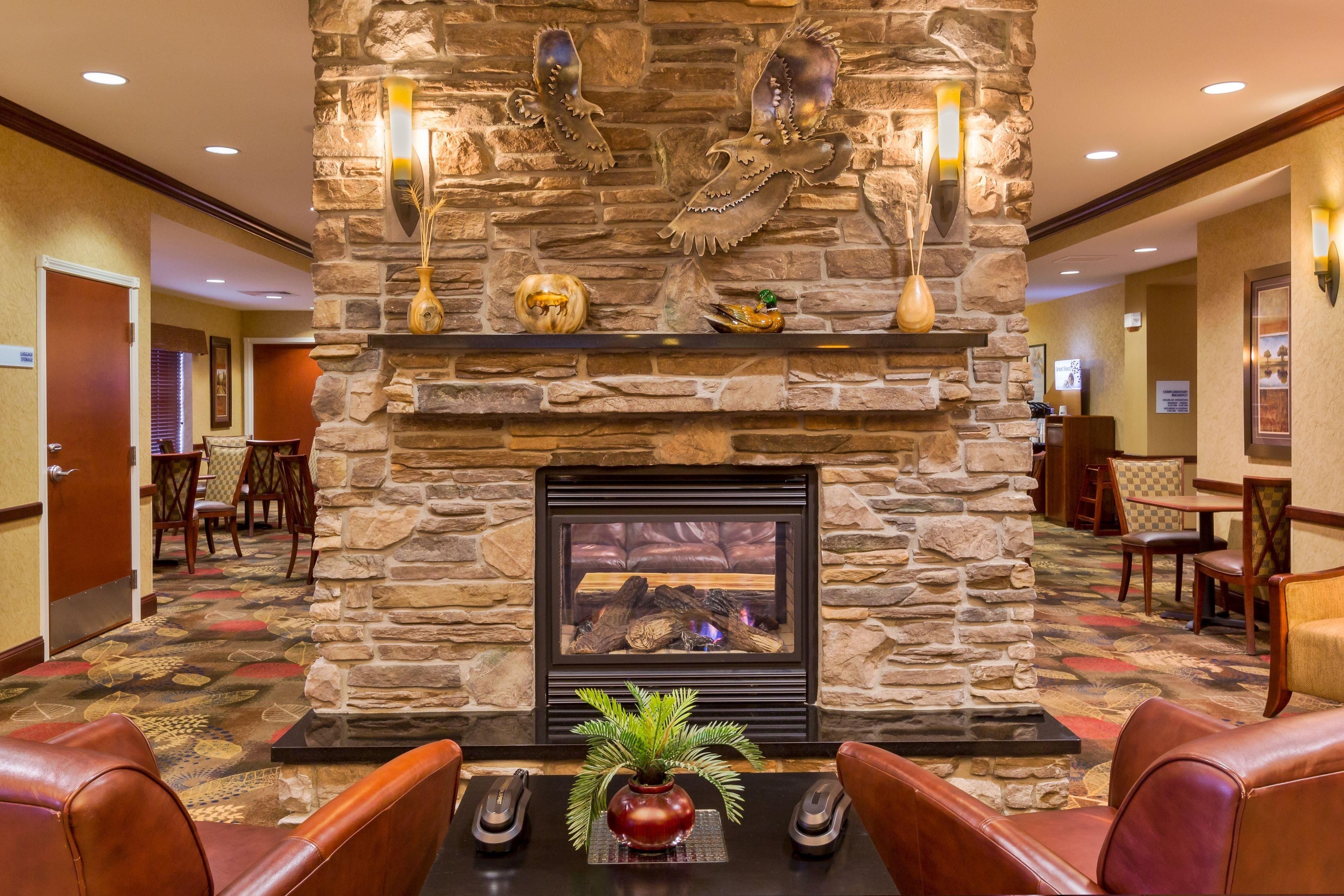 Holiday Inn Express And Suites Helena By Ihg Экстерьер фото